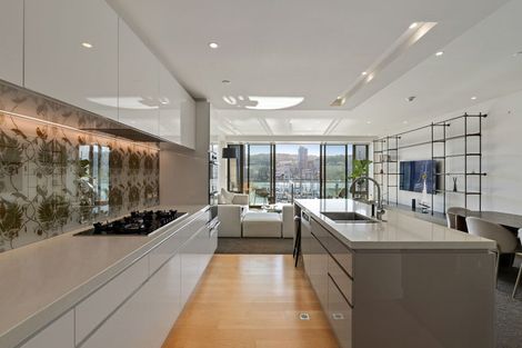 Photo of property in Clyde Quay Wharf, 3d/1 Clyde Quay Wharf, Te Aro, Wellington, 6011