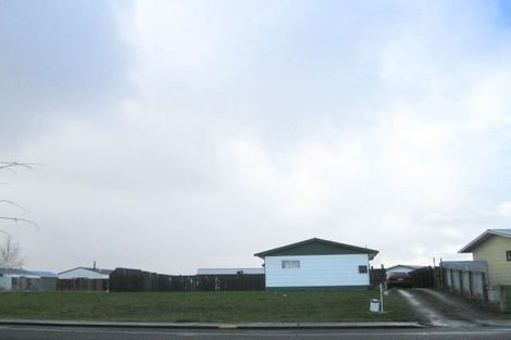 Photo of property in 340 Flaxmere Avenue, Flaxmere, Hastings, 4120