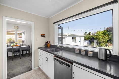 Photo of property in 71 Harold Holt Avenue, Onekawa, Napier, 4110