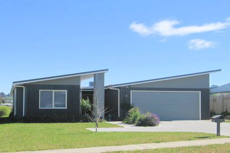 Photo of property in 12 Woburn Place, Nukuhau, Taupo, 3330