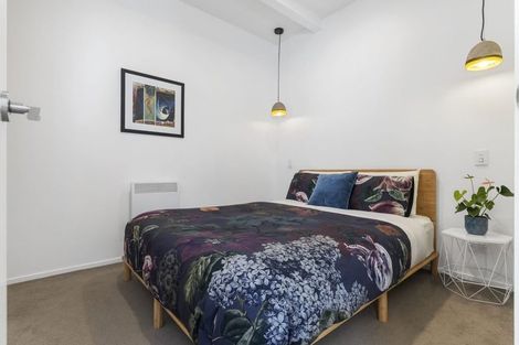 Photo of property in 31 Lingfield Street, Glenfield, Auckland, 0629