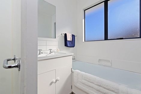 Photo of property in 1/800 Miller Street, Hastings, 4122