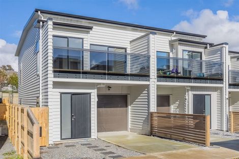 Photo of property in 15 Korokio Lane, Henderson, Auckland, 0612