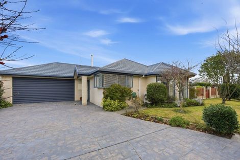 Photo of property in 8 Carmana Gardens, Rangiora, 7400