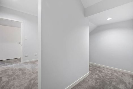 Photo of property in 1 Mchardy Place, Glenfield, Auckland, 0627