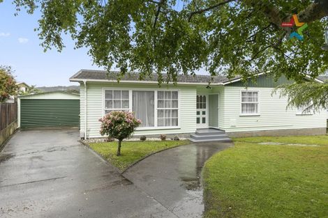 Photo of property in 16 Mimihau Grove, Wainuiomata, Lower Hutt, 5014