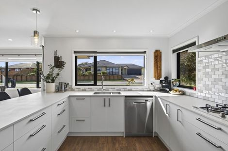 Photo of property in 30 Jules Crescent, Bell Block, New Plymouth, 4312