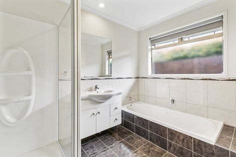 Photo of property in 44 Bellbird Rise, Pyes Pa, Tauranga, 3112