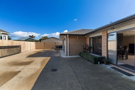Photo of property in 49g Martyn Street, Waiuku, 2123
