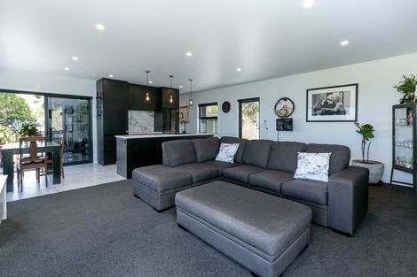 Photo of property in 685 Main North Road, Bay View, Napier, 4104