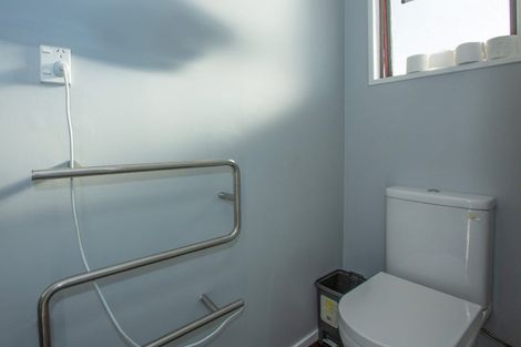 Photo of property in 10 Hereford Street, Cannons Creek, Porirua, 5024