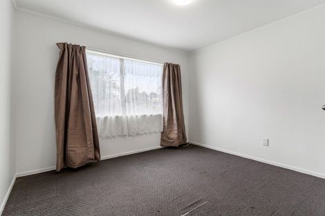 Photo of property in 43 Frobisher Way, Clendon Park, Auckland, 2103