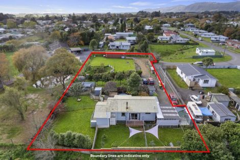 Photo of property in 24-26 Churchill Crescent, Shannon, 4821