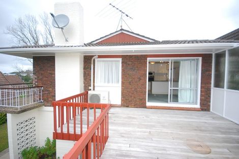 Photo of property in 19 Maxwelton Drive, Mairangi Bay, Auckland, 0630