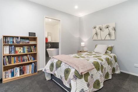 Photo of property in 3 Senecio Way, Papamoa Beach, Papamoa, 3118