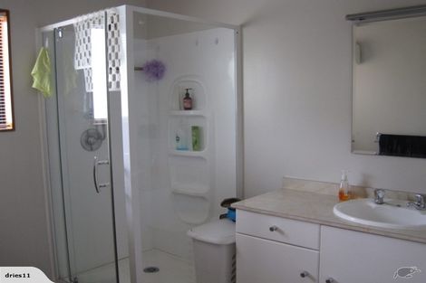 Photo of property in 17 Renata Road, Okiwi Bay, 7193