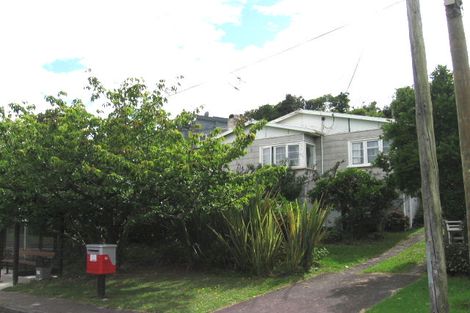 Photo of property in 9 Sylvan Avenue, Northcote, Auckland, 0627