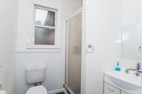 Photo of property in 42 Parau Street, Kaiti, Gisborne, 4010