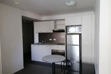 Photo of property in 96 On Symonds Apartments, 1001/96 Symonds Street, Grafton, Auckland, 1010