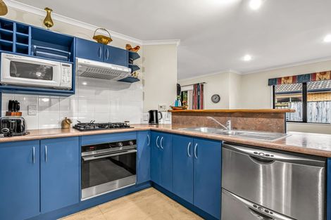 Photo of property in 6 Mornington Dell, Papamoa Beach, Papamoa, 3118