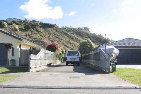 Photo of property in 42 Pukekura Place, Taradale, Napier, 4112