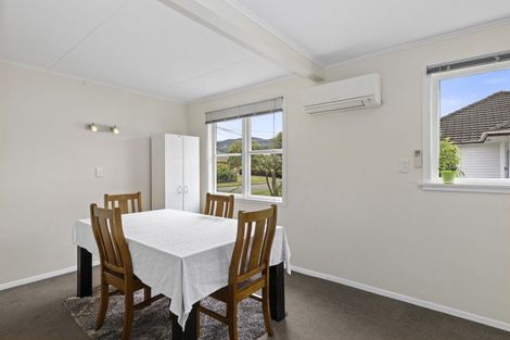 Photo of property in 15 Maher Street, Elderslea, Upper Hutt, 5018
