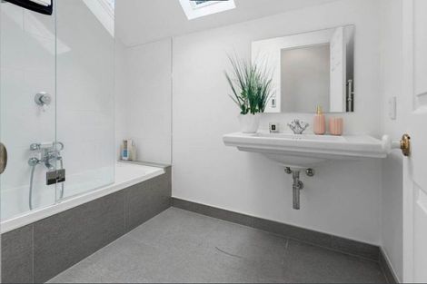 Photo of property in 16b Seccombes Road, Epsom, Auckland, 1023