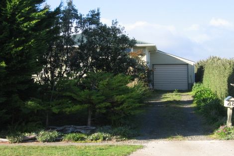 Photo of property in 48 Rutherford Drive, Waikanae Beach, Waikanae, 5036