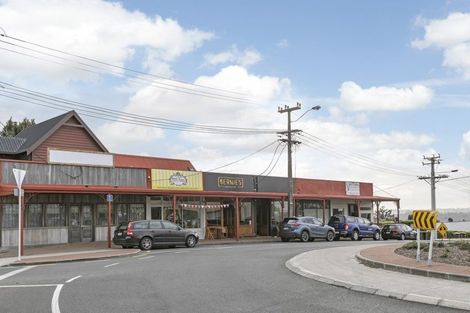 Photo of property in 1/5 Stott Avenue, Birkdale, Auckland, 0626