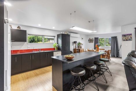 Photo of property in 6 Stirling Place, Dinsdale, Hamilton, 3204