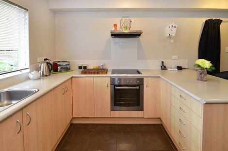 Photo of property in 28 Chic Gardens, Parakai, 0830