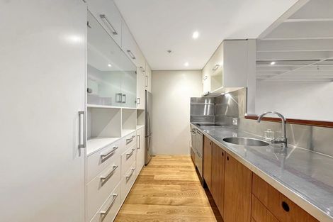 Photo of property in Waterloo Quay Apartments, 205/28 Waterloo Quay, Pipitea, Wellington, 6011