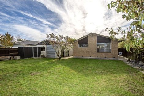 Photo of property in 17 Chadlington Street, Parklands, Christchurch, 8083