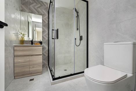 Photo of property in 5/18 Dellwood Avenue, Henderson, Auckland, 0612