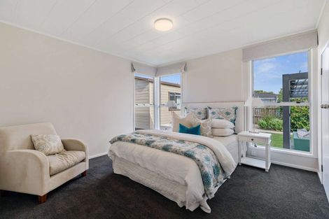 Photo of property in 47 Marvon Downs Avenue, Pakuranga Heights, Auckland, 2010
