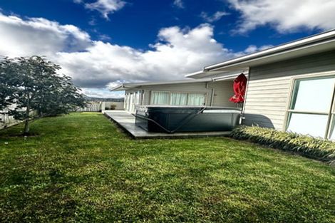 Photo of property in 14 Renner Place, Pyes Pa, Tauranga, 3112