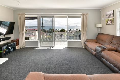 Photo of property in 972 Whangaparaoa Road, Manly, Whangaparaoa, 0930