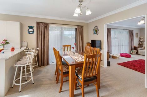 Photo of property in 1 Waharua Place, Tawhero, Whanganui, 4501