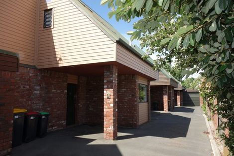 Photo of property in 2/46 Brockworth Place, Riccarton, Christchurch, 8011