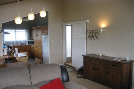 Photo of property in 272 Dowse Drive, Maungaraki, Lower Hutt, 5010