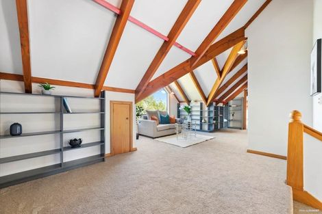 Photo of property in 310 Glengarry Road, Glen Eden, Auckland, 0602