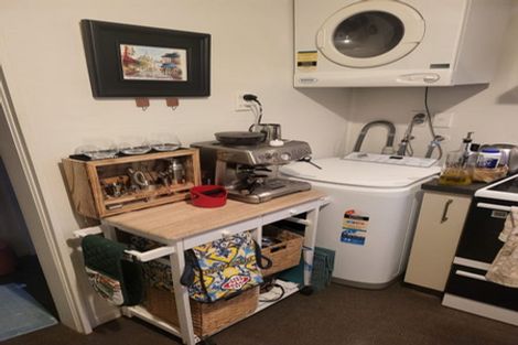 Photo of property in 34 Cleveland Street, Brooklyn, Wellington, 6021