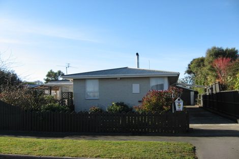 Photo of property in 8 Thurso Place, New Brighton, Christchurch, 8083