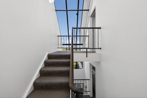 Photo of property in 25 Lookaway Place, Huntsbury, Christchurch, 8022