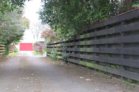 Photo of property in 460 Featherston Street, Palmerston North, 4414