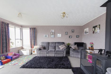 Photo of property in 58 Stuart Street, Holmes Hill, Oamaru, 9401