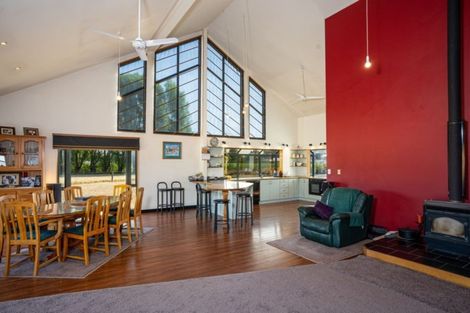 Photo of property in 52 Lincoln Road, Carterton, 5713