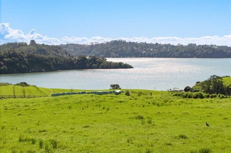 Photo of property in 11 Te Pae Okura Drive, Okura, 0792