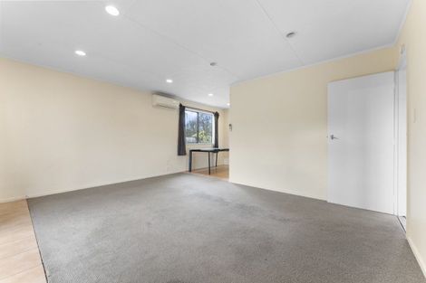Photo of property in 42a Mcleavey Drive, Kelvin Grove, Palmerston North, 4414