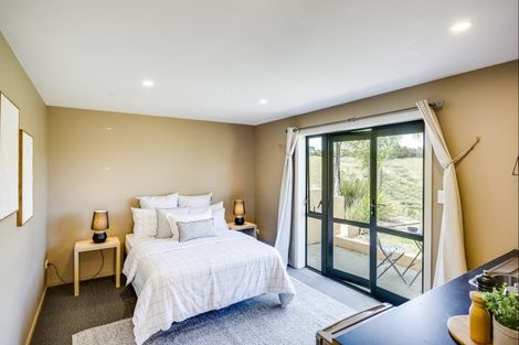 Photo of property in 125 Tironui Drive, Taradale, Napier, 4112